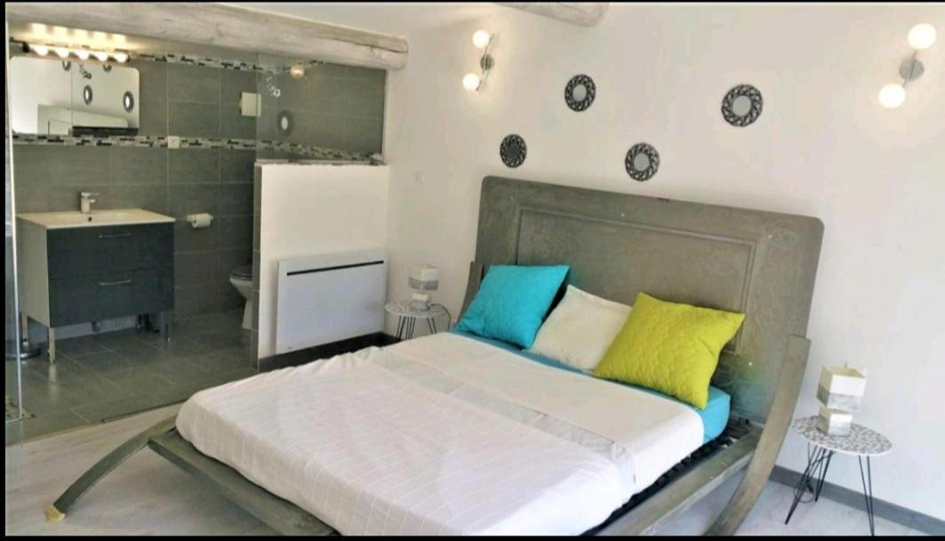 Suite Parentale Avec Petit Sejour Et Piscine 卡庞特拉 外观 照片